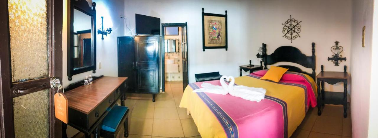 Hotel Villa De Flores Uruapan  Exteriér fotografie