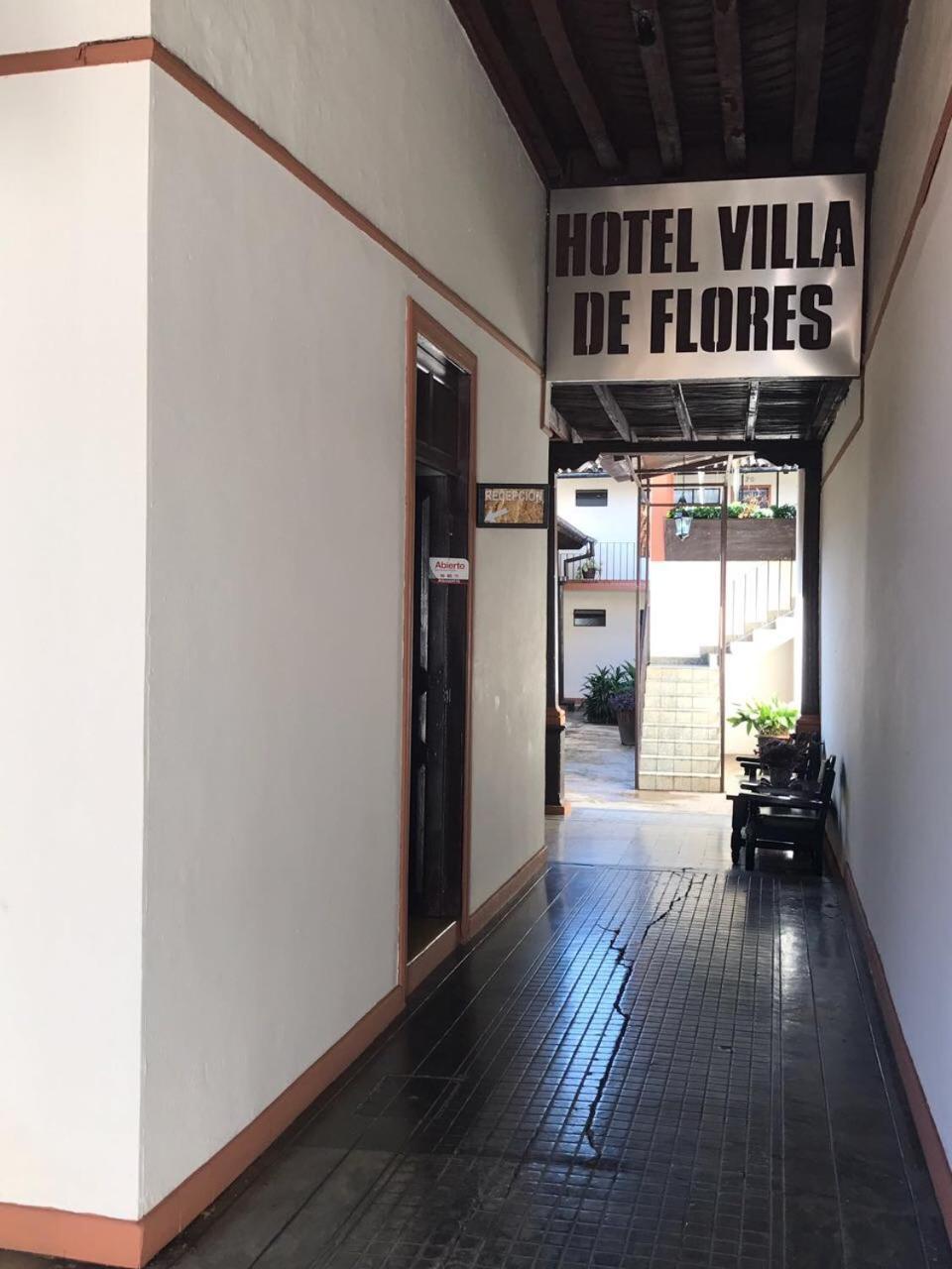 Hotel Villa De Flores Uruapan  Exteriér fotografie