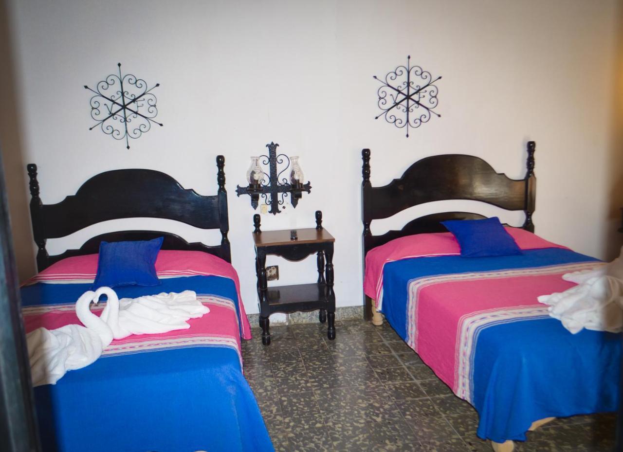 Hotel Villa De Flores Uruapan  Exteriér fotografie