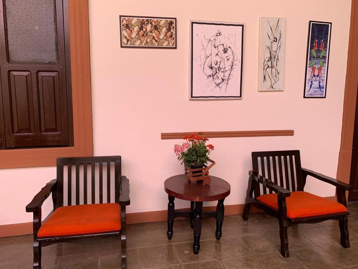 Hotel Villa De Flores Uruapan  Exteriér fotografie