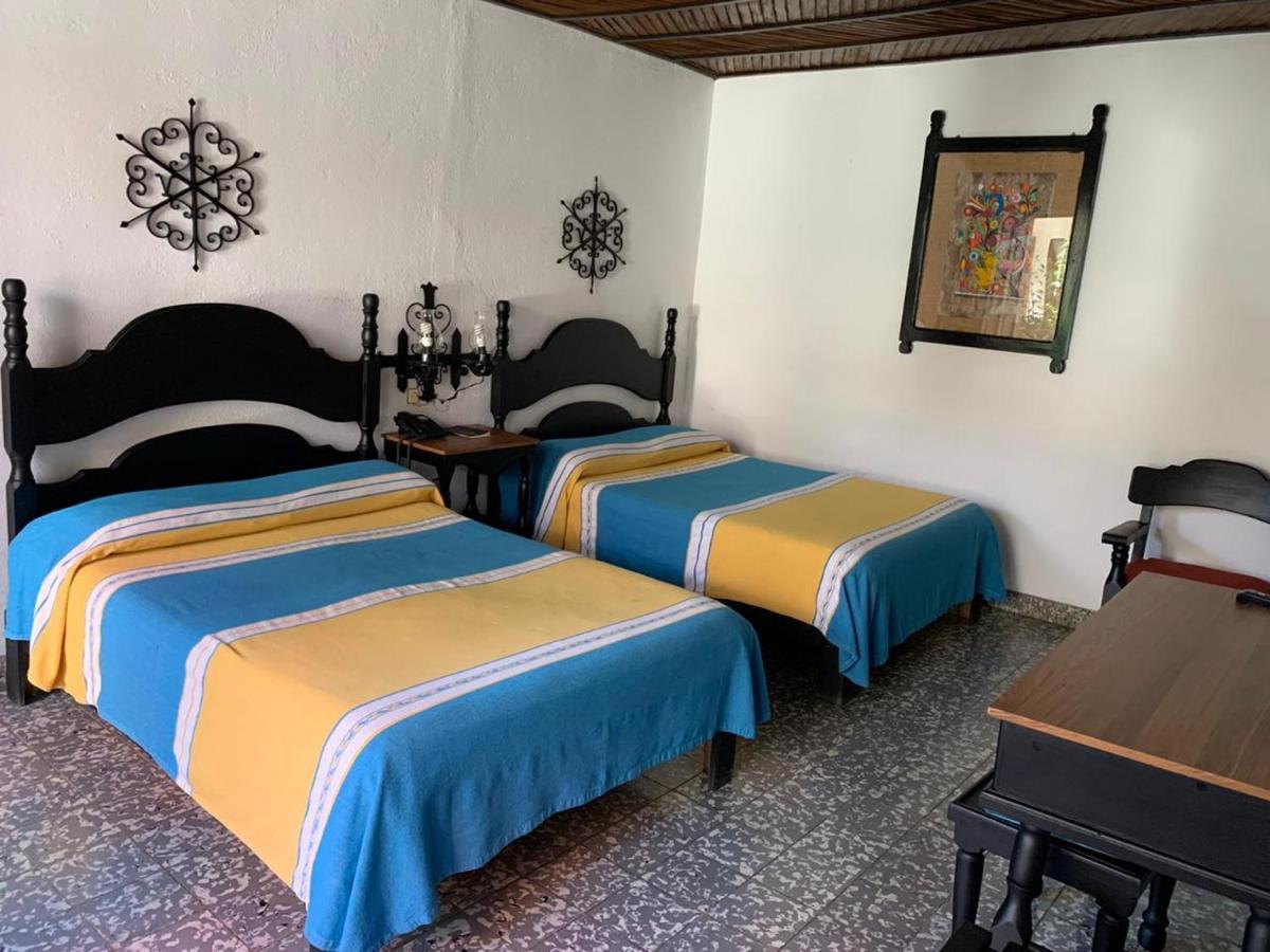 Hotel Villa De Flores Uruapan  Exteriér fotografie