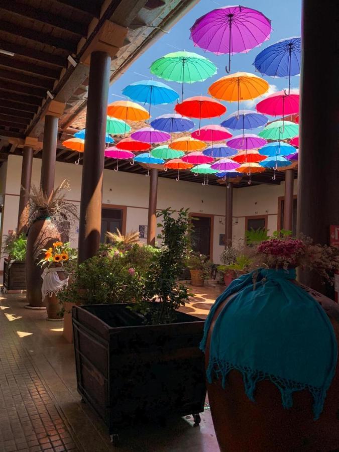 Hotel Villa De Flores Uruapan  Exteriér fotografie